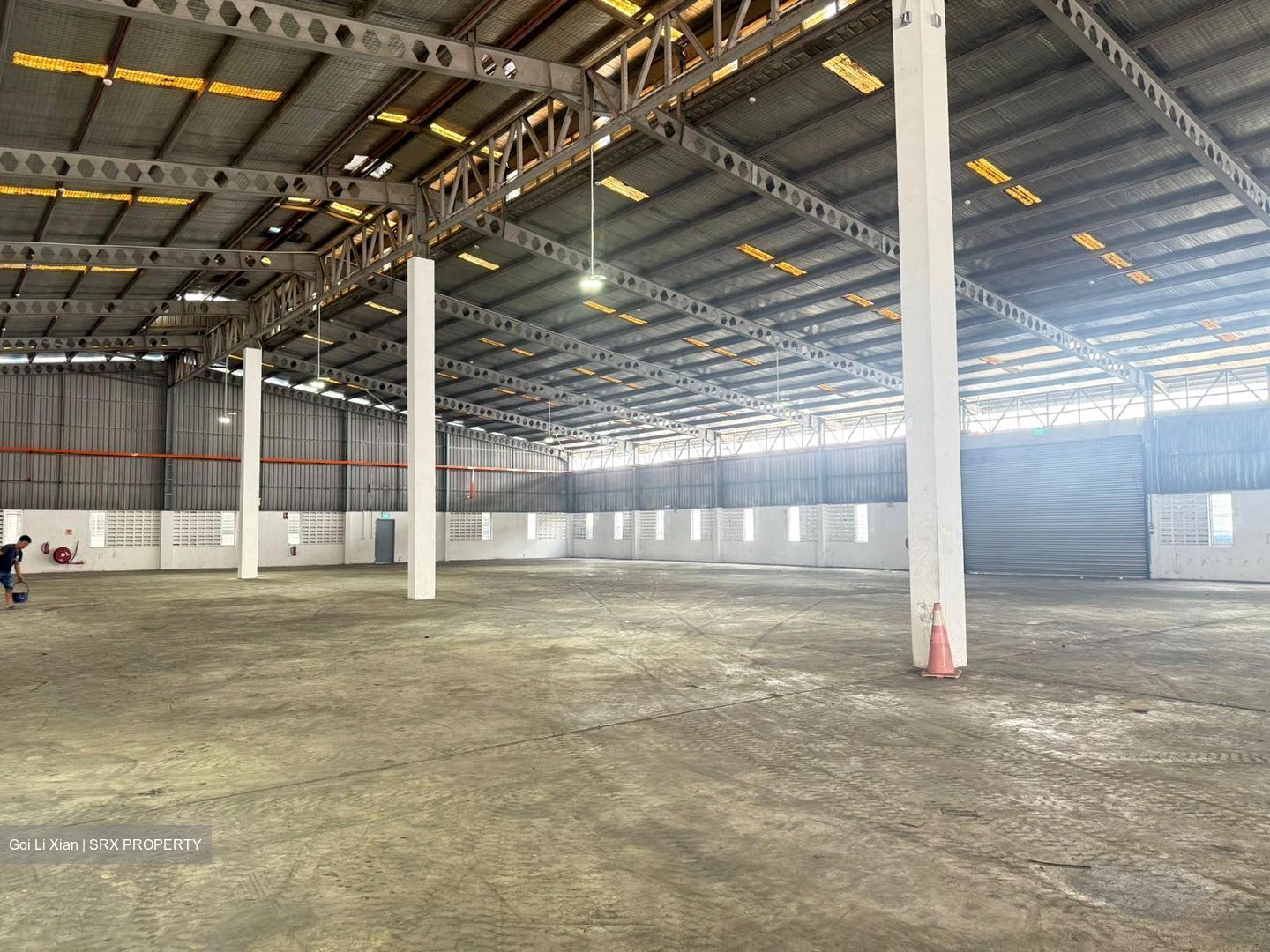 Tanjong Penjuru (D22), Warehouse #578663521
